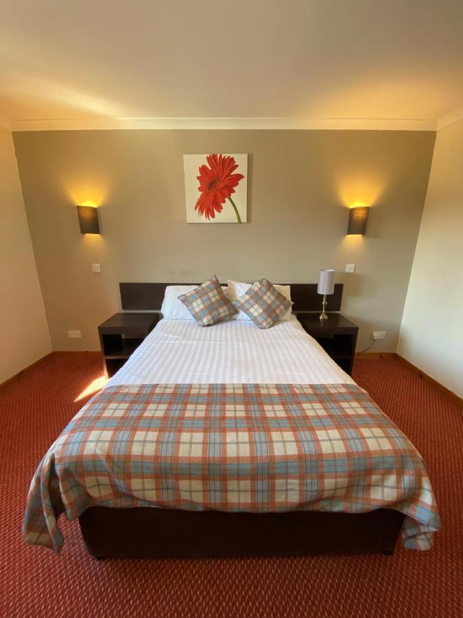 Highlander Hotel 'A Bespoke Hotel' Newtonmore Eksteriør billede