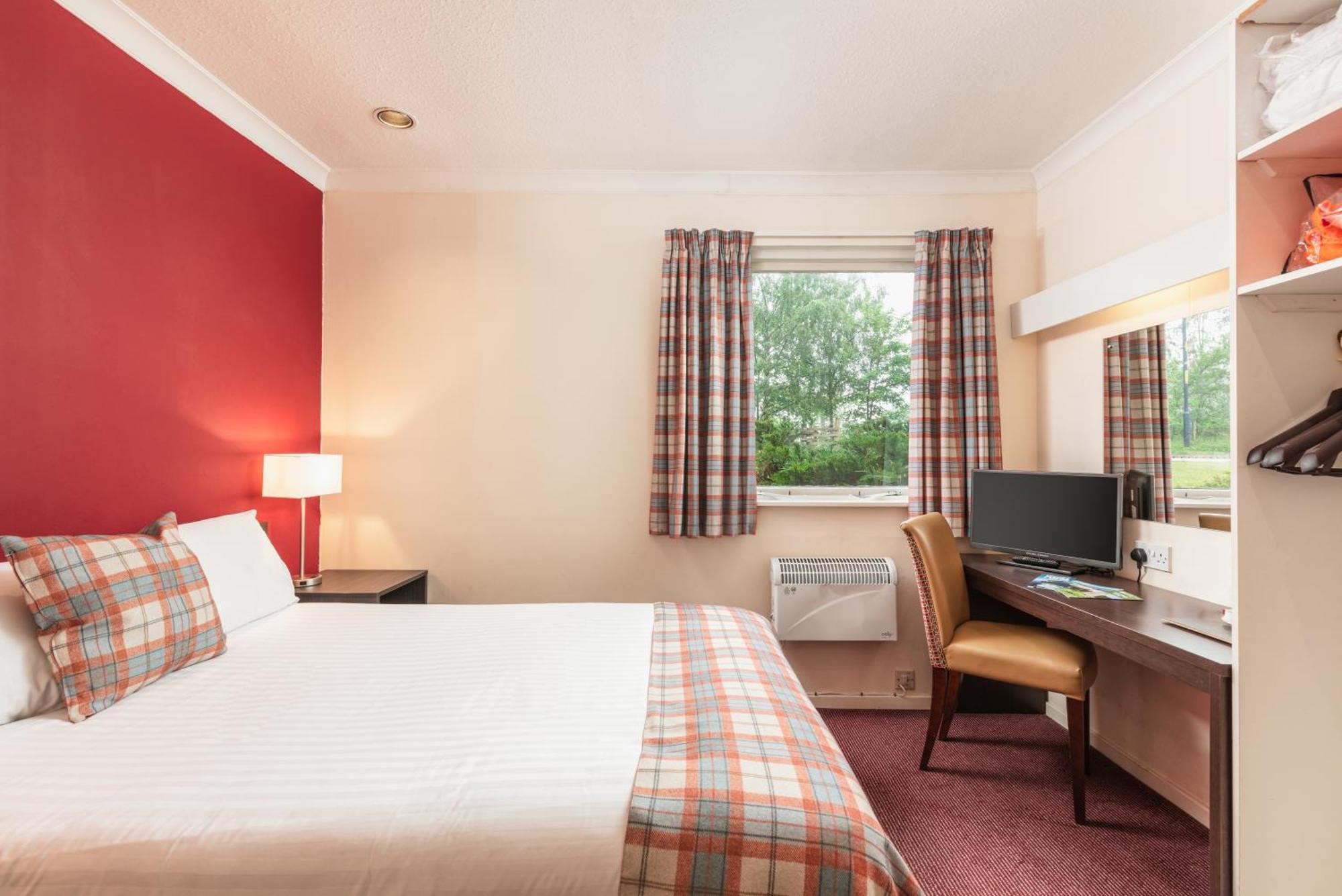 Highlander Hotel 'A Bespoke Hotel' Newtonmore Eksteriør billede