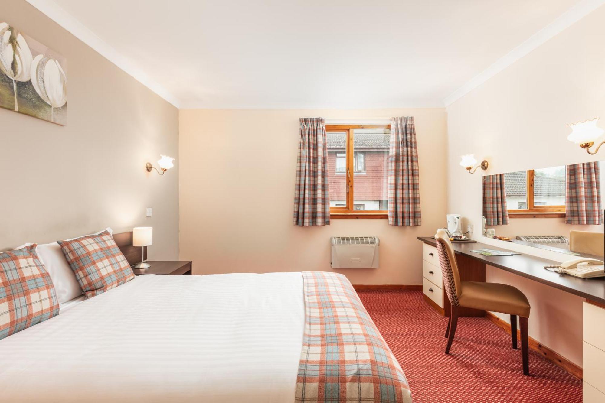 Highlander Hotel 'A Bespoke Hotel' Newtonmore Eksteriør billede